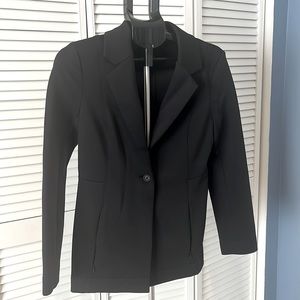 MM LaFleur blazer